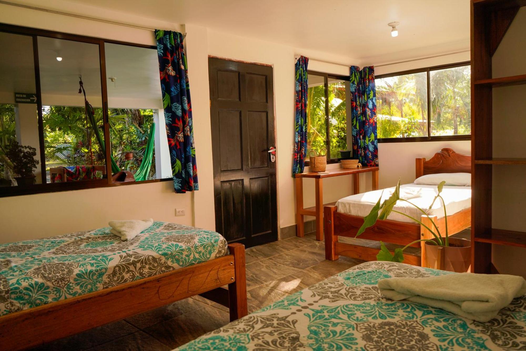 Hotel Swell Pavones Pavones  Ngoại thất bức ảnh